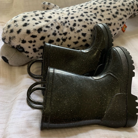 Capelli of New York Other - Capelli New York Rain Boots